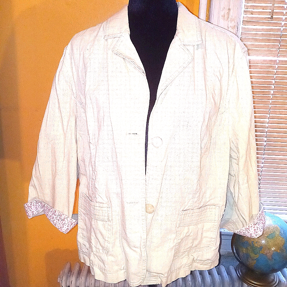 Short Beige Cotton Jacket 3/4 Sleeves